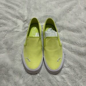 Puma lime green sneakers size 5.5